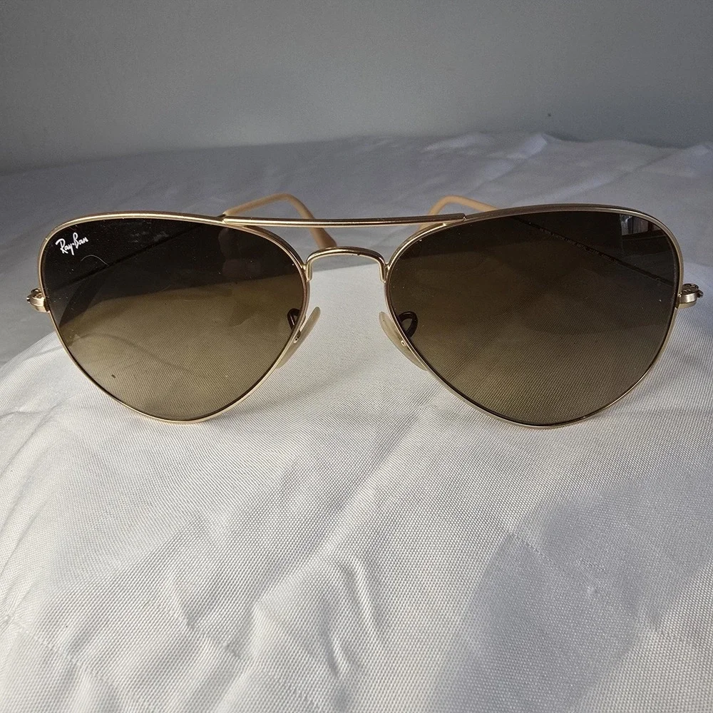 Ray-Ban RB3025 Brown Polarized Lens Gold Metal Frame Aviator Sunglasses